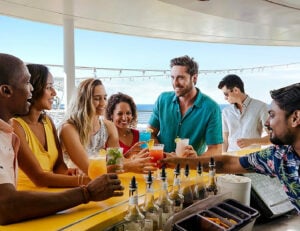 cruise-bar